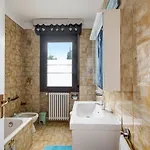 Gran Vista Apartment *